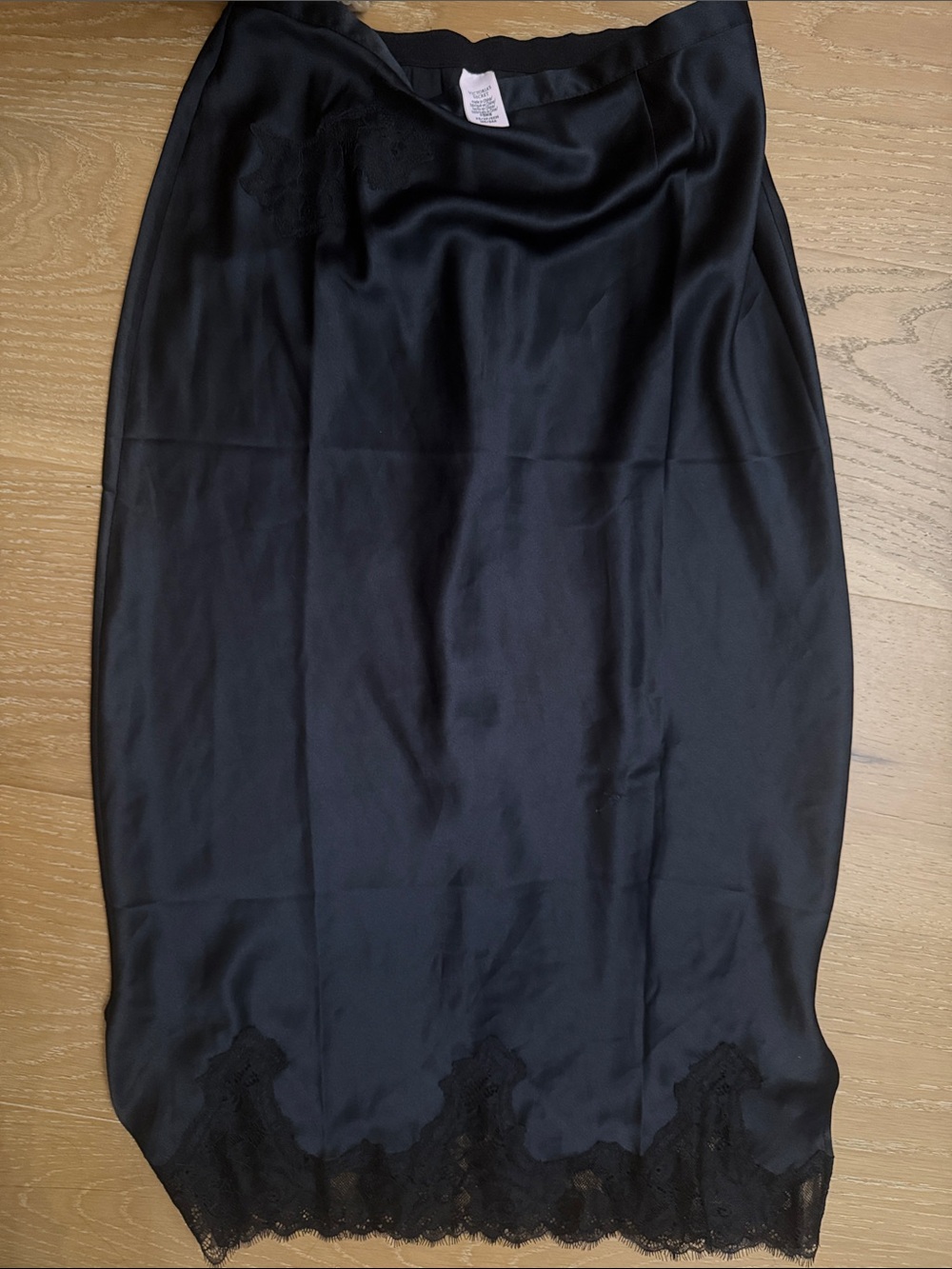 Victoria secret blackLace-Hem Satin Pencil Skirt - Women